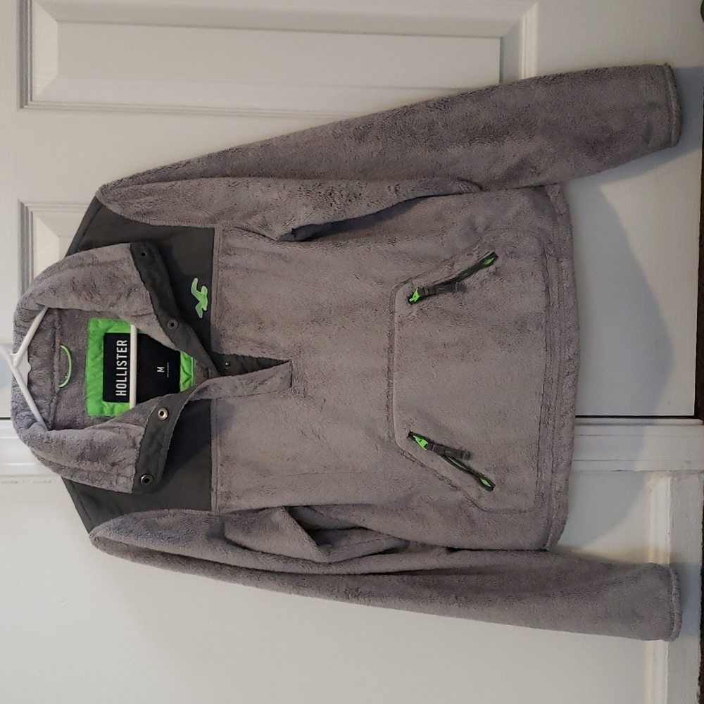 Hollister Sherpa Pullover